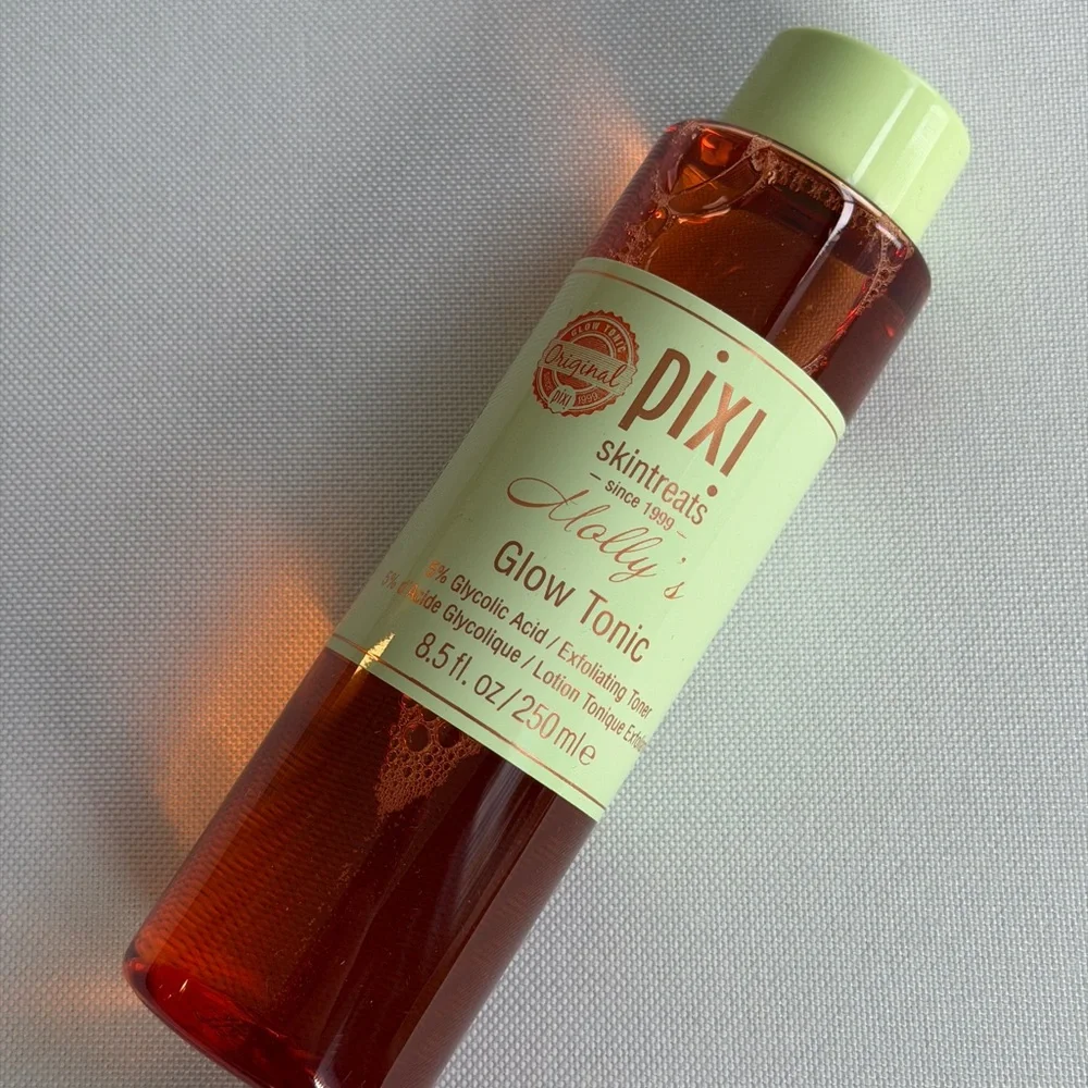 NWT Pixi Glow Tonic 5% Glycolic Acid Exfoliating Toner